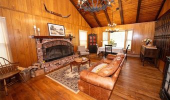 15 South Ln, Angola, NY 14006