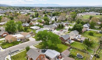 385 E RANDALL Way S 2, Centerville, UT 84014