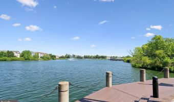 44152 NATALIE Ter 201, Ashburn, VA 20147