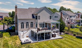 24168 SPRING MEADOW Cir, Aldie, VA 20105