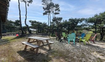 18000 OCEAN Blvd, Rockaway Beach, OR 97136