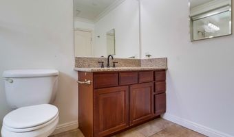 700 S Ardmore Ave 204, Los Angeles, CA 90005
