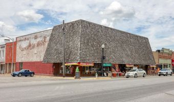 1041 Military Ave, Baxter Springs, KS 66713