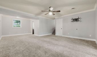 1019 Daniels St, Aurora, MO 65605