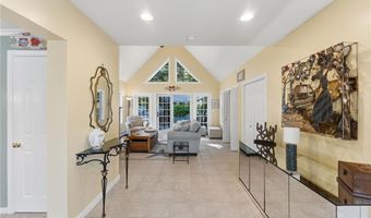 34 Crestwood Ln, Charlestown, RI 02813