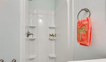 6606 NW 26th St, Bethany, OK 73008