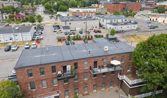 24 Pleasant St, Bangor, ME 04401