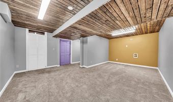 175 Highland Dr, Amherst, NY 14221