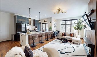 121 N Howard St, Akron, OH 44308