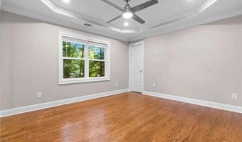 1841 Gainsborough Dr, Atlanta, GA 30341