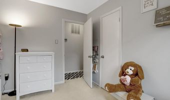 4518 FLINTSTONE Rd, Alexandria, VA 22306