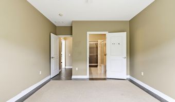 250 Daniel Burnham Sq 305, Columbus, OH 43215