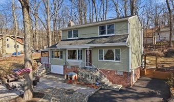 51 Lakeside Dr, Alloway, NJ 07422