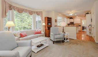 48 Essex Rd, Bedford, NH 03110