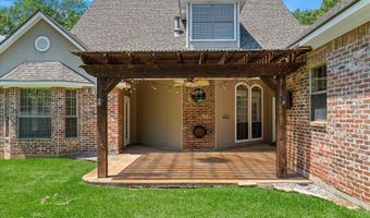 205 Old Palmetto Rd, Benton, LA 71006