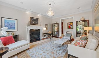 9204 REDWOOD Ave, Bethesda, MD 20817