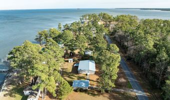 2995 Hickory Point Rd, Aurora, NC 27806