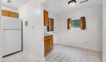 56 Miracle Ln, Albany, NY 12211