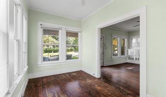 561 Forest Ave, Shreveport, LA 71104