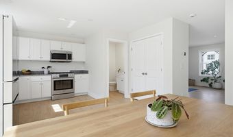 9 B Wentworth Ln, Barrington, NH 03825