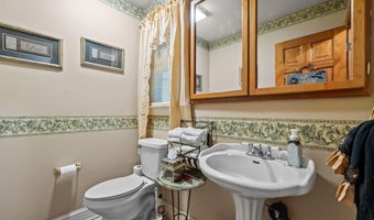 2209 Pocosin Rd, Ayden, NC 28513
