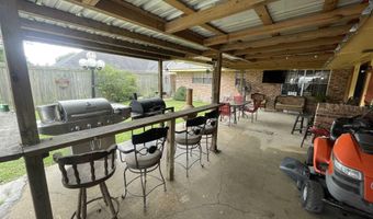 3738 Redlands Dr, Baton Rouge, LA 70814