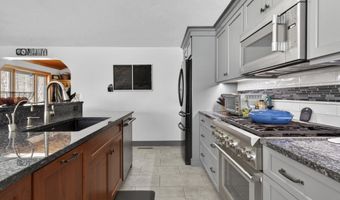 49 Birkdale Rd, Bedford, NH 03110