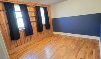 254 Center St, Auburn, IN 46706