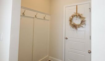 573 AUBURN CROSSING Dr, Auburn, GA 30011