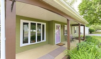 26 Ravenwood Blvd, Barnegat, NJ 08005