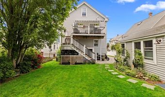13 Atlantic St, Newport, RI 02840