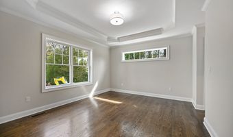 01 Sunrise Rd, Danbury, CT 06811