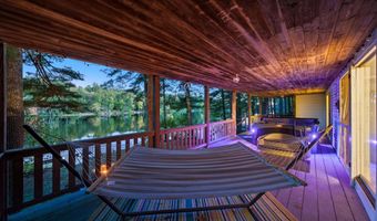 543 Long Shores Dr, Barrington, NH 03825