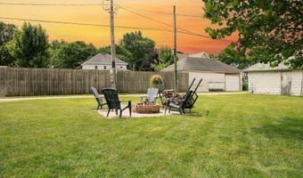 1127 Parriott, Aplington, IA 50604