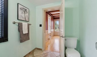 1325 N ONEIDA St, Appleton, WI 54911