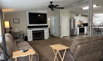 5894 Jasper Rd, Bascom, FL 32423