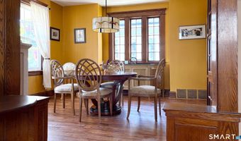196 Ellsworth St, Bridgeport, CT 06605
