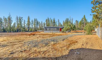 895 Airport Dr, Cave Junction, OR 97523