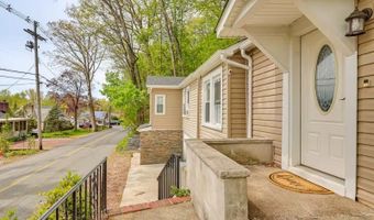 86 Pine Brook Rd, Bayonne, NJ 07035