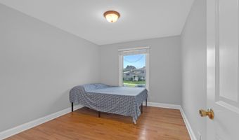 270 E Armitage Ave, Addison, IL 60101