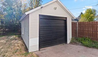 1119 N RICHMOND St, Appleton, WI 54911