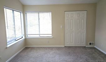 64 Encampment Dr, Bedminster, NJ 07921