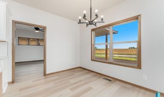 2317 E Brek St, Brandon, SD 57005