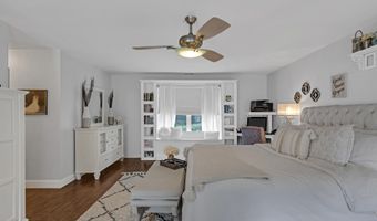 6 Surle Ct, Bayville, NJ 08721