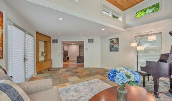 7708 Creekwood Ln, Amberley, OH 45237