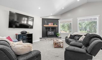 2020 Cromwell Ln, Blackfoot, ID 83221