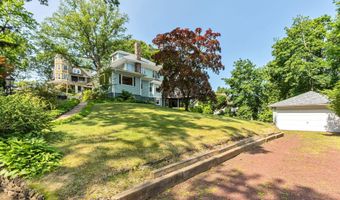 29 Grand Ave, Atlantic Highlands, NJ 07716
