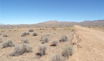 8933 Accra Dr, Chloride, AZ 86431