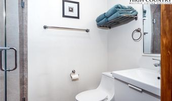 45 Dunvegan Rd, Banner Elk, NC 28604