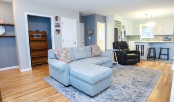 15 Rockledge Ln, Canton, CT 06019